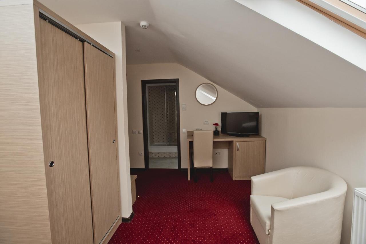 אמארה Hotel Evergreen מראה חיצוני תמונה